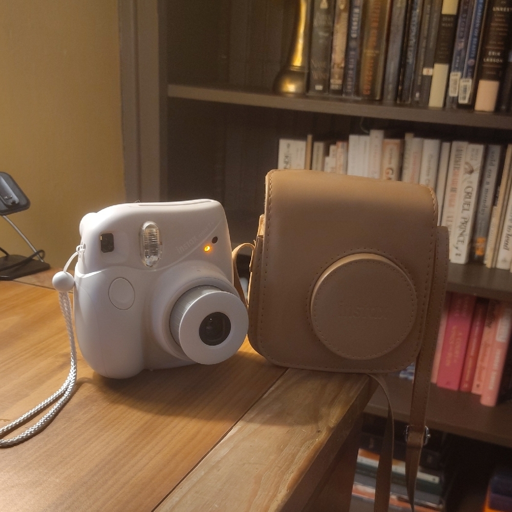 Fujifilm Instax Mini 7+ Instant Camera White and Brown Film Photography